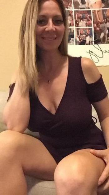 512-562-6269, 38  female escort, College Station