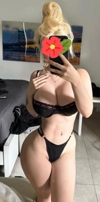 Marbelis , 52  female escort, College Station